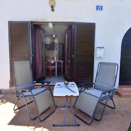 شقة Studio-apartment In Der Naehe Des Strandes زامبراتيجا